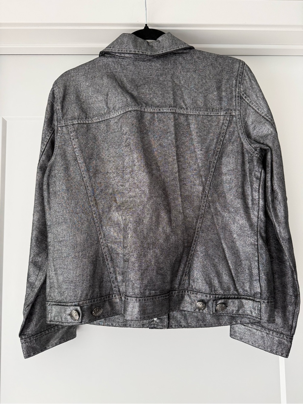 Chicos-Like New Woman’s Chic Metallic Gunmetal Button Up Jacket Size 1 (Medium) - Picture 3 of 11